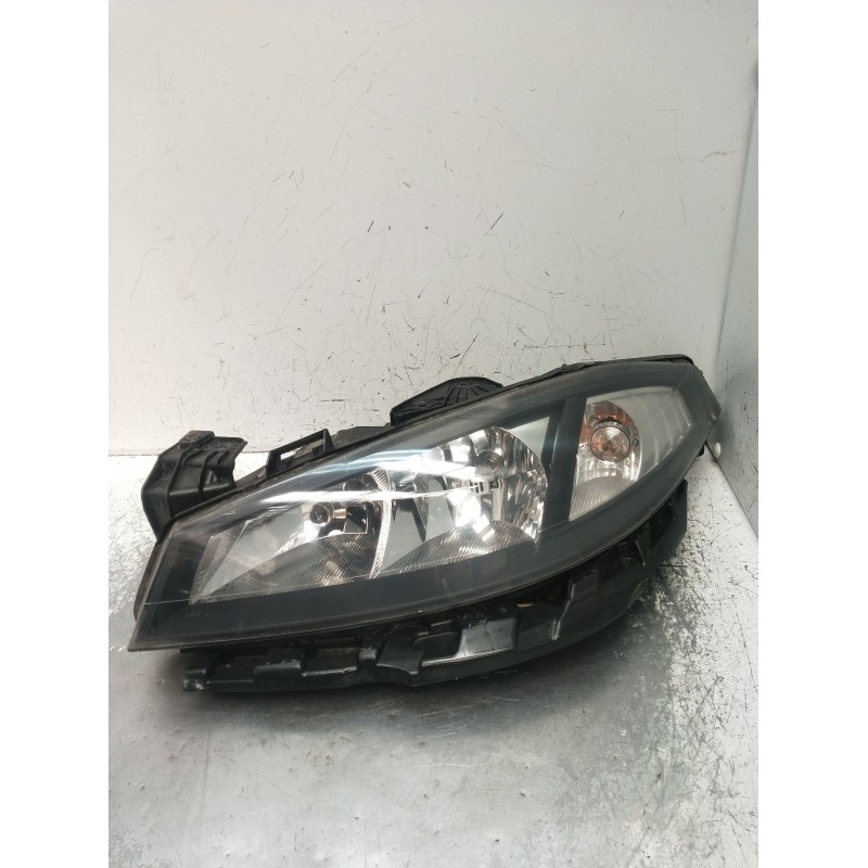 Recambio de faro izquierdo para renault laguna ii (bg0/1_) 1.6 16v (bg1g, bg1h) referencia OEM IAM 8200481196 89900469 