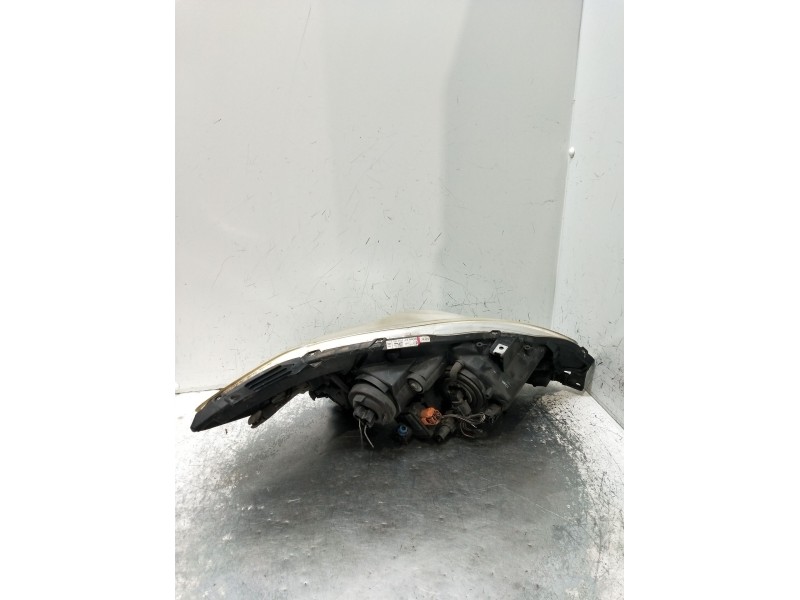 Recambio de faro izquierdo para mazda 5 (cr) 2.0 cd (cr19) referencia OEM IAM   2005