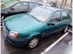 ford fiesta berlina (dx) del año 2000