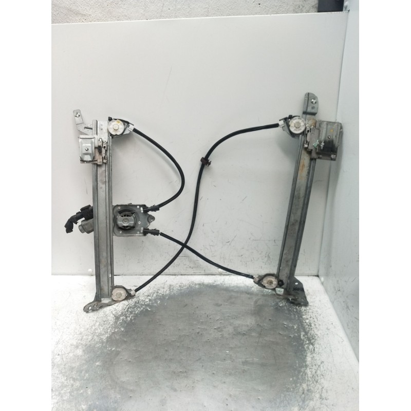 Recambio de elevalunas delantero derecho para renault megane ii coupé-cabriolet (em0/1_) 1.9 dci referencia OEM IAM  2P 2003