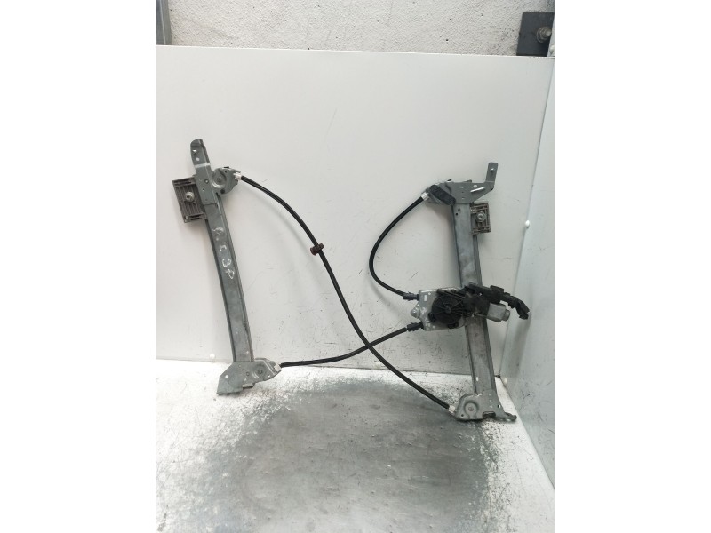 Recambio de elevalunas delantero derecho para renault megane ii coupé-cabriolet (em0/1_) 1.9 dci referencia OEM IAM  2P 2003