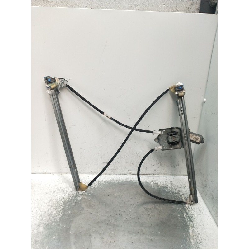 Recambio de elevalunas delantero derecho para renault laguna ii (bg0/1_) 1.6 16v (bg1g, bg1h) referencia OEM IAM  5P 