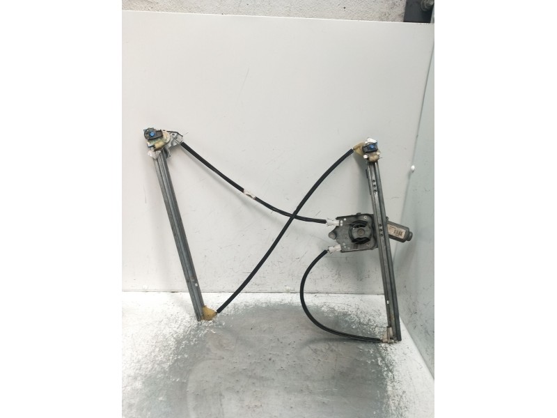 Recambio de elevalunas delantero derecho para renault laguna ii (bg0/1_) 1.6 16v (bg1g, bg1h) referencia OEM IAM  5P 