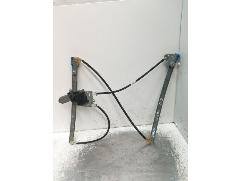 Recambio de elevalunas delantero derecho para renault laguna ii (bg0/1_) 1.6 16v (bg1g, bg1h) referencia OEM IAM  5P 
