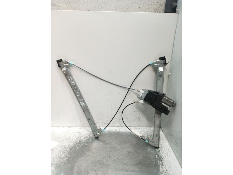 Recambio de elevalunas delantero izquierdo para renault laguna ii (bg0/1_) 1.6 16v (bg1g, bg1h) referencia OEM IAM  5P 