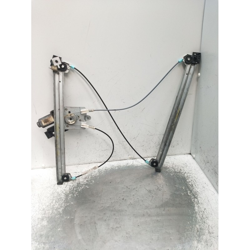 Recambio de elevalunas delantero izquierdo para renault laguna ii (bg0/1_) 1.6 16v (bg1g, bg1h) referencia OEM IAM  5P 