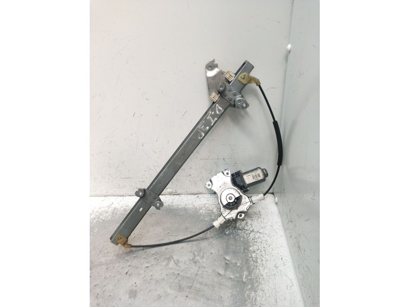 Recambio de elevalunas delantero izquierdo para nissan almera ii hatchback (n16) 1.5 dci referencia OEM IAM 400601 3P 2002