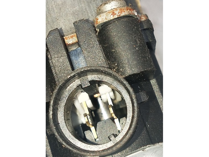 Recambio de elevalunas delantero izquierdo para nissan almera ii hatchback (n16) 1.5 dci referencia OEM IAM 400601 3P 2002