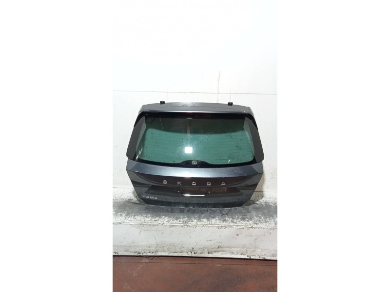 Recambio de porton trasero para skoda fabia 1.0 tsi referencia OEM IAM   