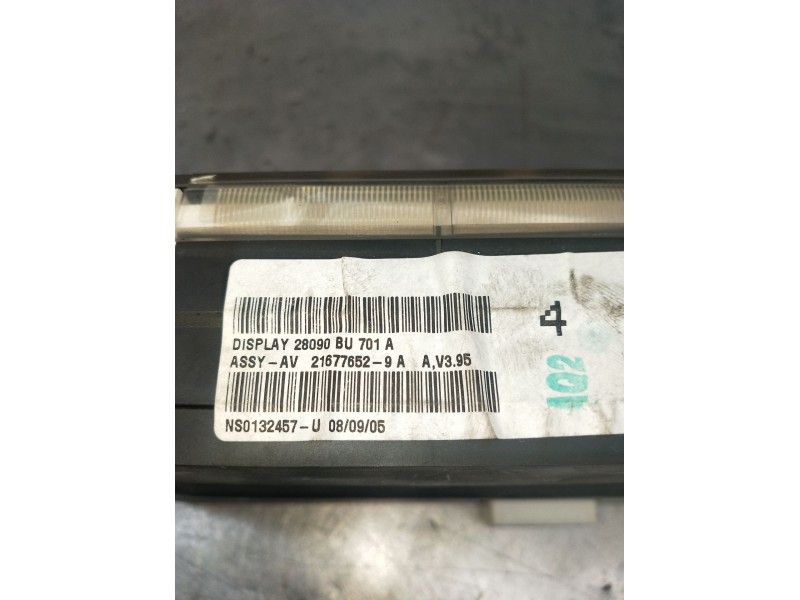 Recambio de pantalla multifuncion para nissan almera ii hatchback (n16) 1.5 dci referencia OEM IAM 28090BU701A 21677652 NS013245