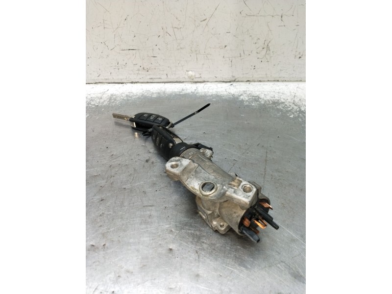 Recambio de conmutador de arranque para audi a4 b7 avant (8ed) 1.8 t quattro referencia OEM IAM 4B0905851N  2005