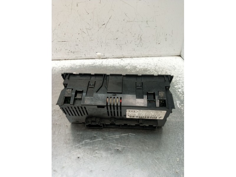 Recambio de mando calefaccion / aire acondicionado para audi a4 b6 (8e2) 1.8 t referencia OEM IAM 8E0820043C 0133521 2001