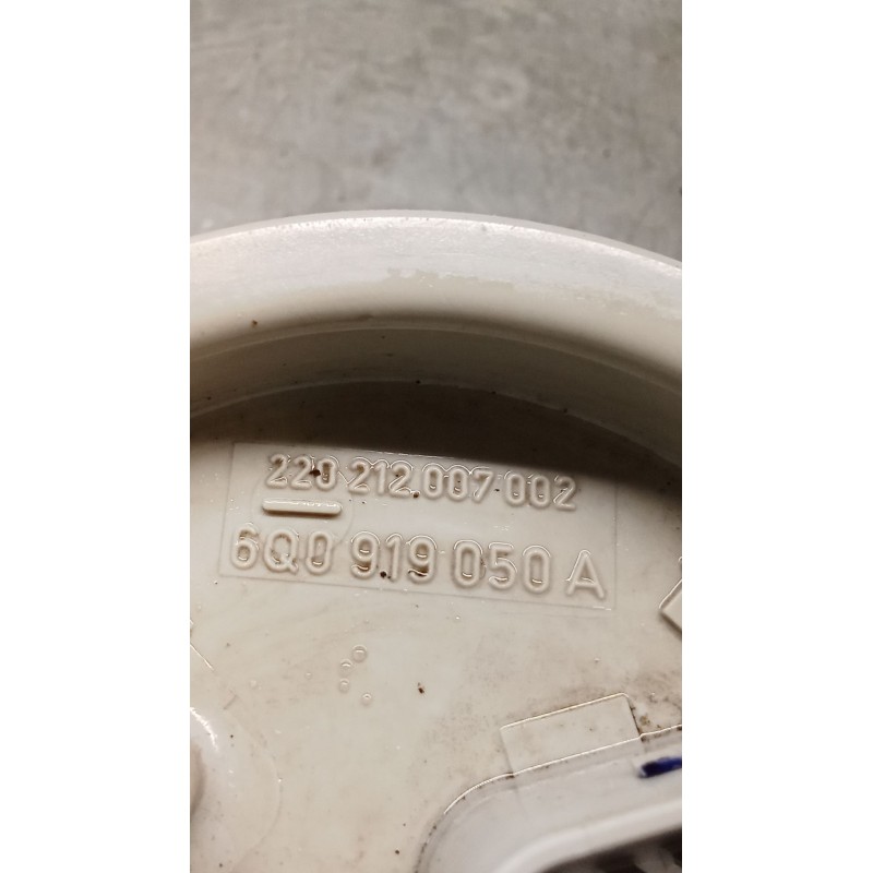 Recambio de bomba combustible para seat cordoba (6l2) 1.4 tdi referencia OEM IAM 6Q0919050A 220212007002 02