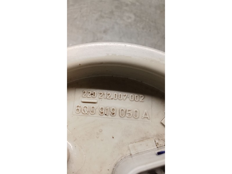 Recambio de bomba combustible para seat cordoba (6l2) 1.4 tdi referencia OEM IAM 6Q0919050A 220212007002 02