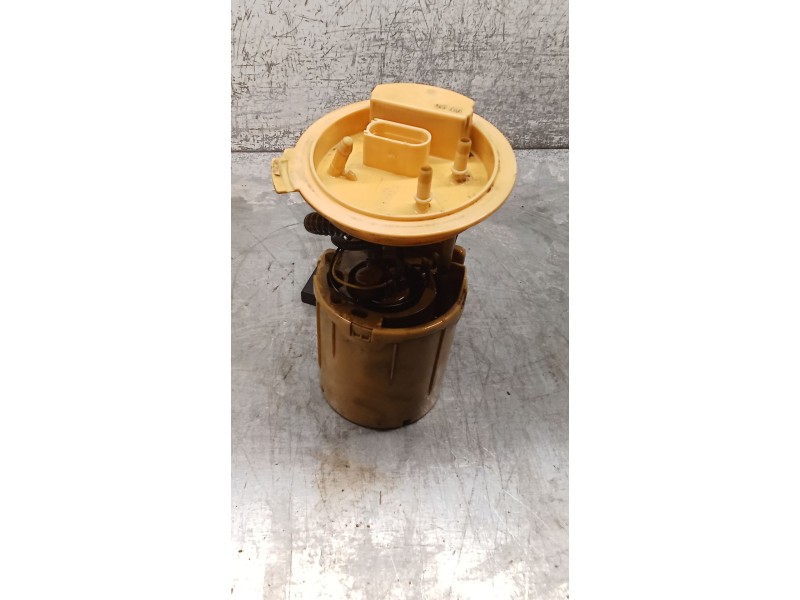 Recambio de bomba combustible para volkswagen golf v (1k1) 1.9 tdi referencia OEM IAM 1K06919050D A2C53041385 03