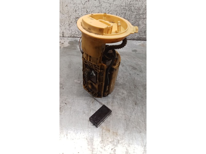 Recambio de bomba combustible para volkswagen golf v (1k1) 1.9 tdi referencia OEM IAM 1K06919050D A2C53041385 03
