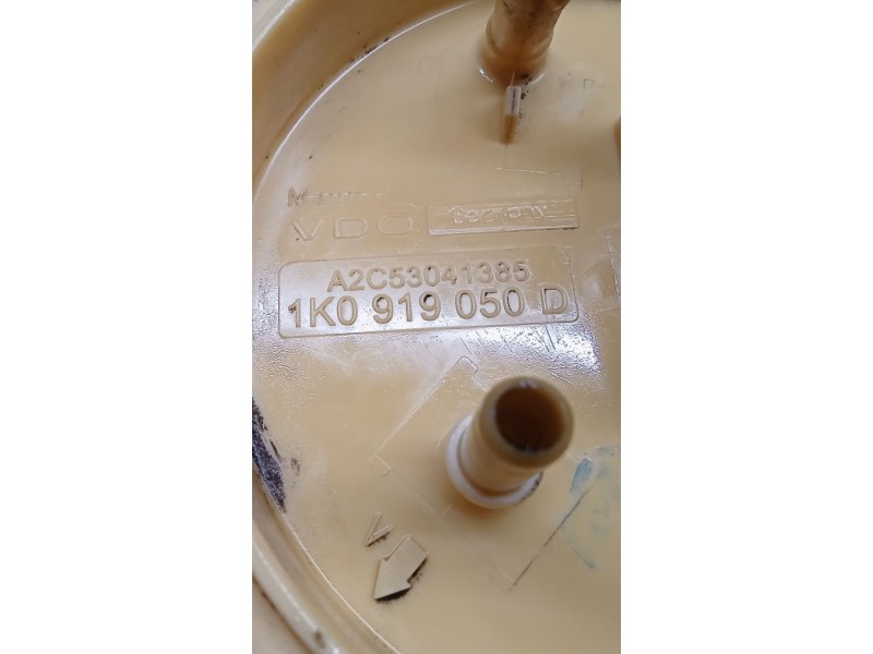 Recambio de bomba combustible para volkswagen golf v (1k1) 1.9 tdi referencia OEM IAM 1K06919050D A2C53041385 03