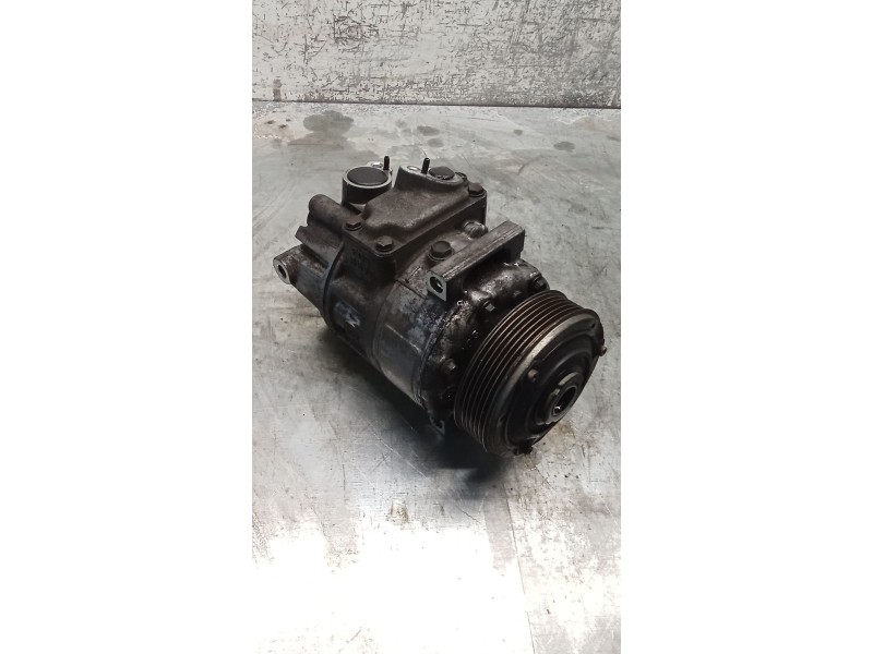 Recambio de compresor aire acondicionado para volkswagen golf v (1k1) 1.9 tdi referencia OEM IAM 1K0820803G 8675F 03