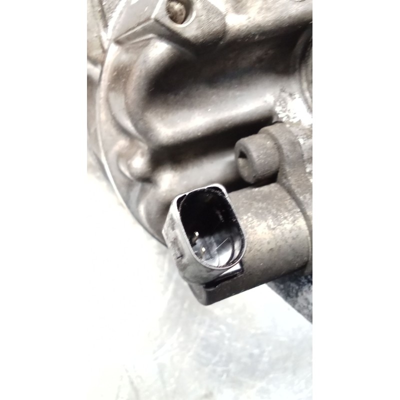 Recambio de compresor aire acondicionado para volkswagen golf v (1k1) 1.9 tdi referencia OEM IAM 1K0820803G 8675F 03