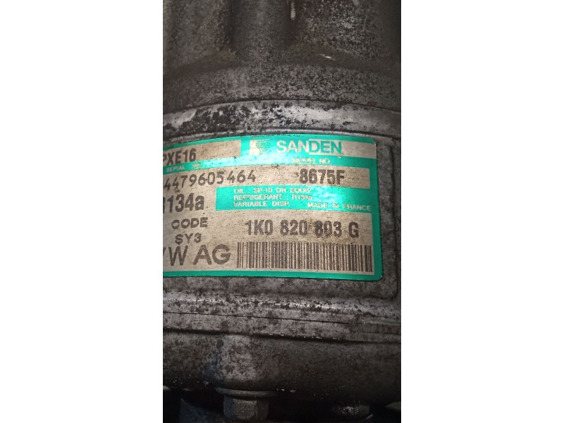 Recambio de compresor aire acondicionado para volkswagen golf v (1k1) 1.9 tdi referencia OEM IAM 1K0820803G 8675F 03