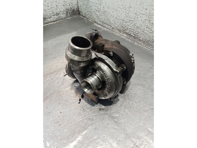 Recambio de turbocompresor para renault grand scénic ii (jm0/1_) 1.5 dci (jm1e) referencia OEM IAM 507856H82303720 H82303720 