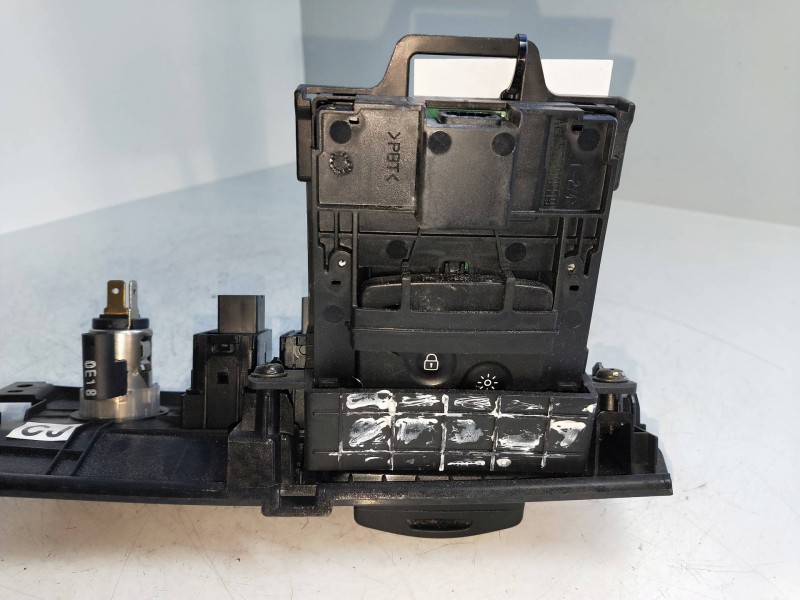 Recambio de conmutador de arranque para renault koleos 2.0 dci diesel fap referencia OEM IAM   