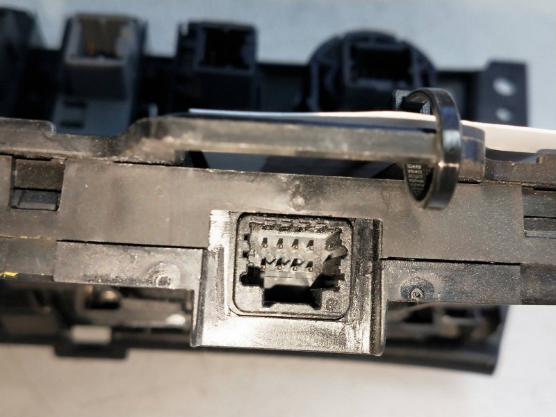 Recambio de conmutador de arranque para renault koleos 2.0 dci diesel fap referencia OEM IAM   