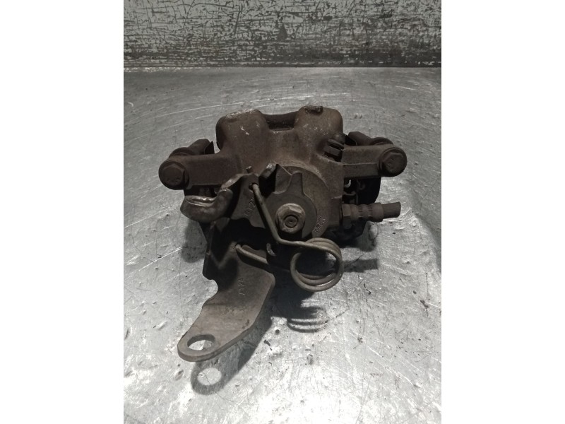 Recambio de pinza freno trasera izquierda para alfa romeo 159 sportwagon (939_) 2.4 jtdm (939bxd1b, 939bxd12) referencia OEM IAM