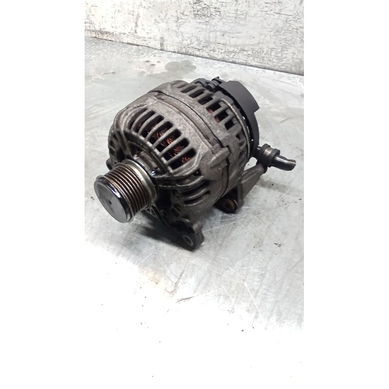 Recambio de alternador para volkswagen golf v (1k1) 1.9 tdi referencia OEM IAM 06F903023F 0124525066 03 140A