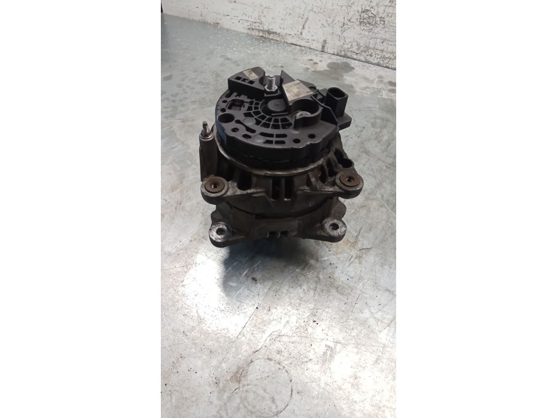 Recambio de alternador para volkswagen golf v (1k1) 1.9 tdi referencia OEM IAM 06F903023F 0124525066 03 140A