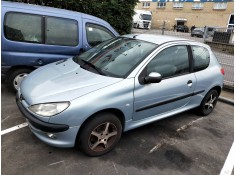 peugeot 206 berlina del año 2001