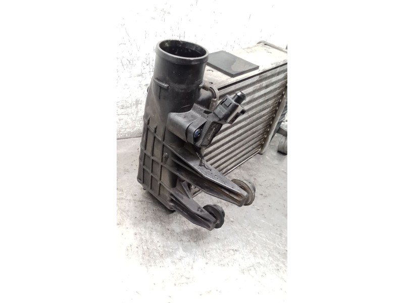 Recambio de intercooler para audi a4 b7 avant (8ed) 1.8 t quattro referencia OEM IAM 8E0145805  05