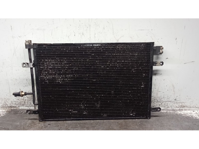 Recambio de condensador / radiador aire acondicionado para audi a4 b7 avant (8ed) 1.8 t quattro referencia OEM IAM 8ER0260401Q  