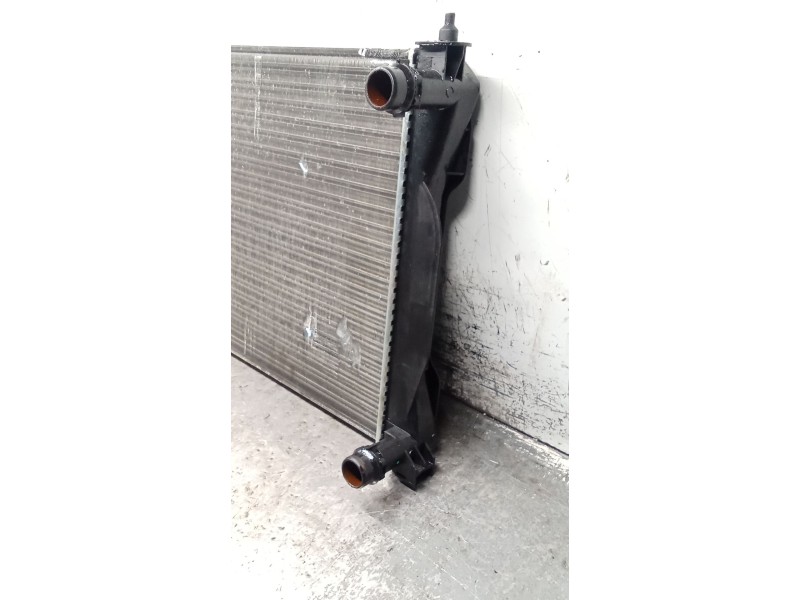Recambio de radiador agua para audi a4 b7 avant (8ed) 1.8 t quattro referencia OEM IAM   05