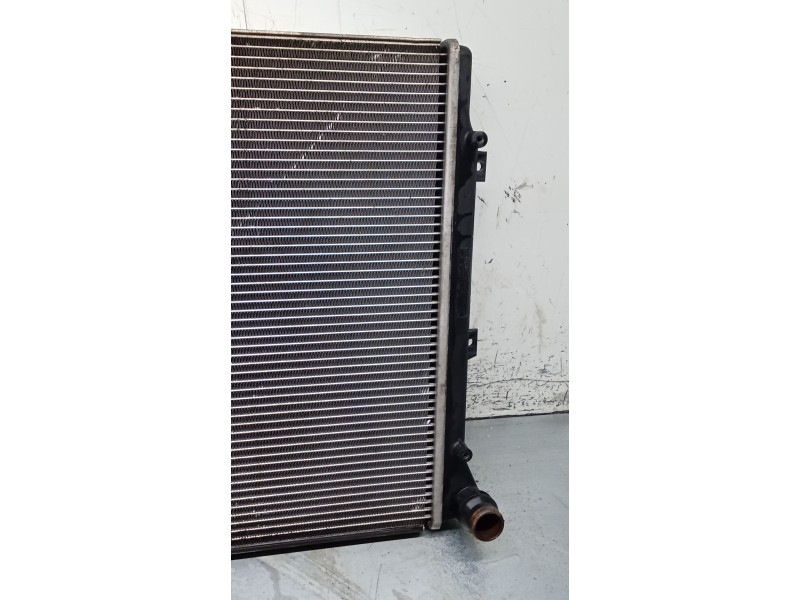 Recambio de radiador agua para seat leon (1p1) 2.0 tdi 16v referencia OEM IAM   05