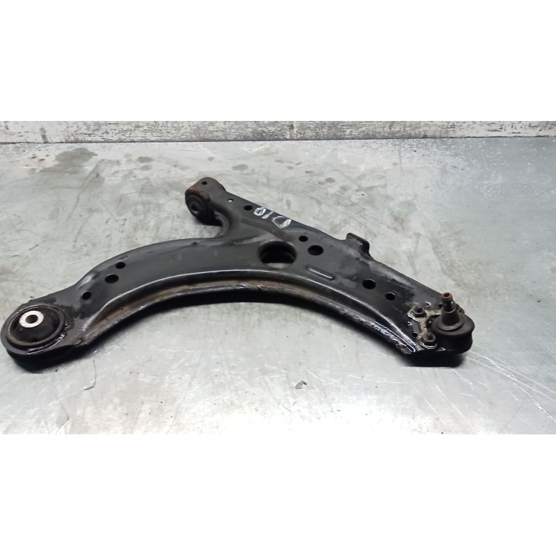 Recambio de brazo suspension inferior delantero derecho para volkswagen new beetle (9c1, 1c1) 1.9 tdi referencia OEM IAM   98