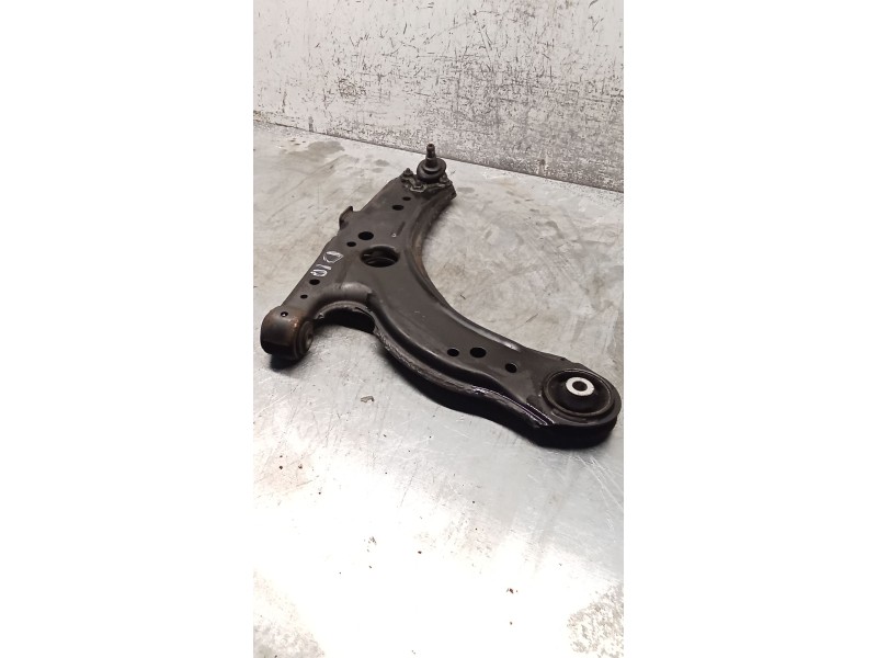 Recambio de brazo suspension inferior delantero derecho para volkswagen new beetle (9c1, 1c1) 1.9 tdi referencia OEM IAM   98