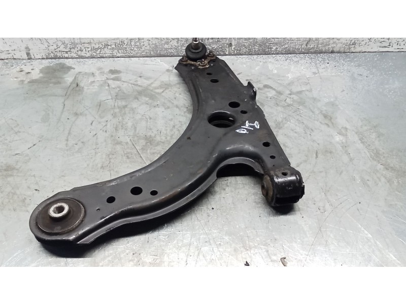 Recambio de brazo suspension inferior delantero izquierdo para volkswagen new beetle (9c1, 1c1) 1.9 tdi referencia OEM IAM   98