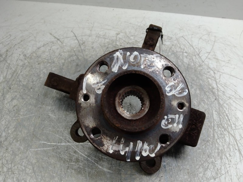 Recambio de mangueta delantera izquierda para nissan note (e11e) 1.4 cat referencia OEM IAM   