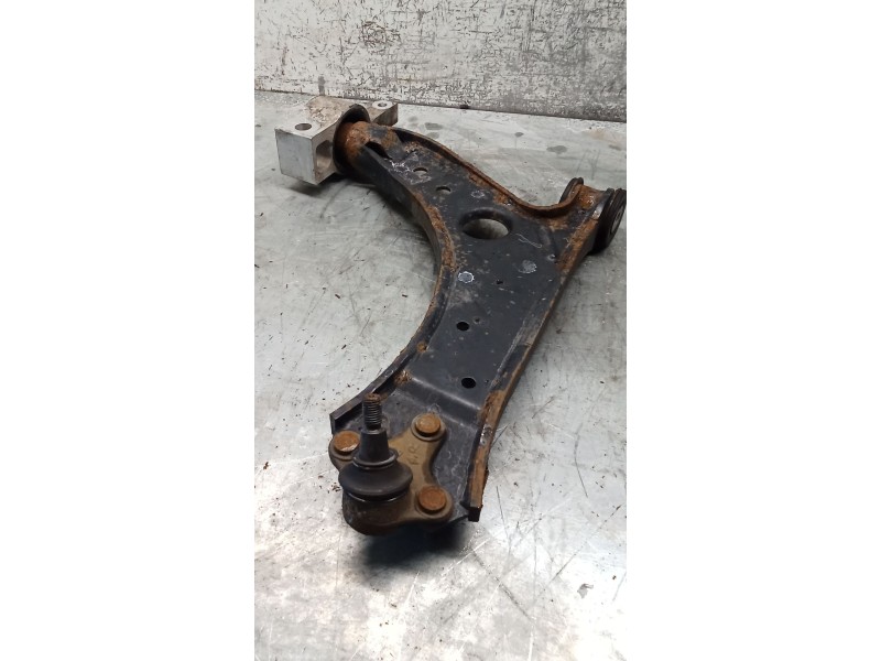 Recambio de brazo suspension inferior delantero derecho para volkswagen golf v (1k1) 1.9 tdi referencia OEM IAM   03