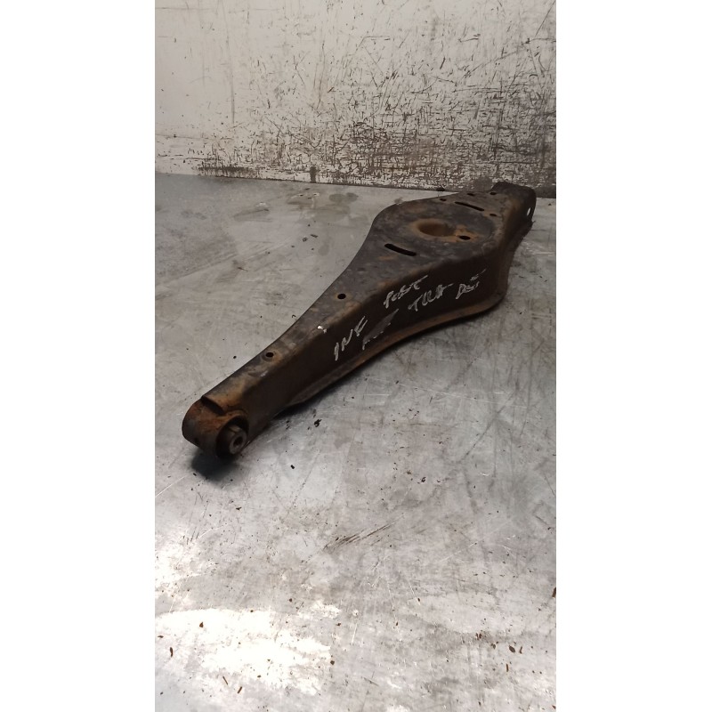 Recambio de brazo suspension inferior trasero derecho para volkswagen golf v (1k1) 1.9 tdi referencia OEM IAM   03
