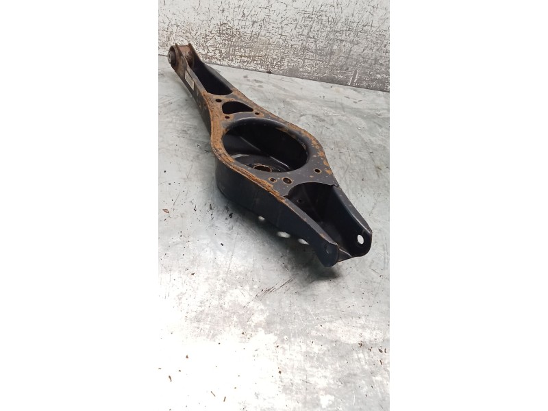 Recambio de brazo suspension inferior trasero derecho para volkswagen golf v (1k1) 1.9 tdi referencia OEM IAM   03