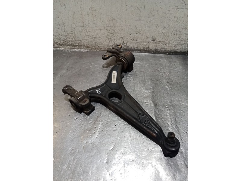 Recambio de brazo suspension inferior delantero izquierdo para fiat scudo autobús (270_, 272_) 1.6 d multijet referencia OEM IAM