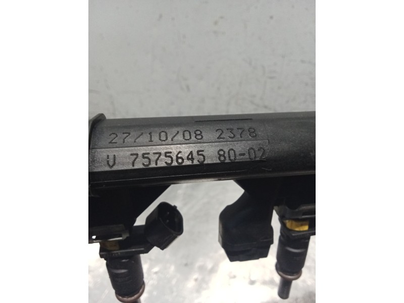 Recambio de rampa inyectora para citroën c4 i (lc_) 1.6 vti 120 referencia OEM IAM V757564458002  