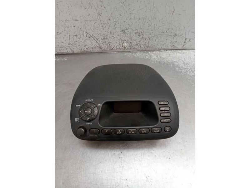 Recambio de sistema audio / radio cd para toyota corolla (_e11_) 1.4 16v (zze111_) referencia OEM IAM 8611002040B0 163017 CNTS79