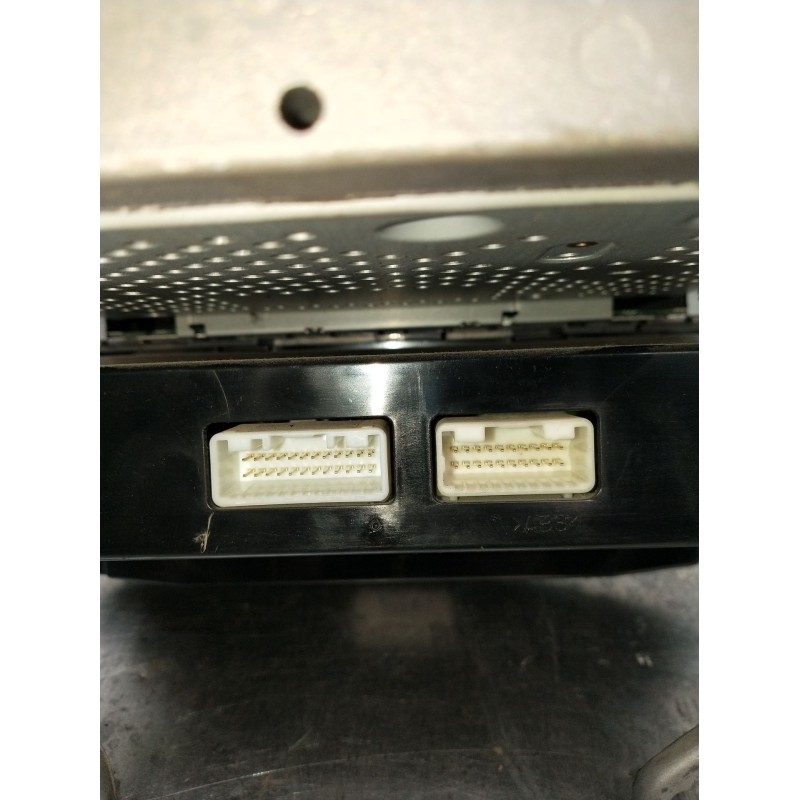 Recambio de sistema audio / radio cd para toyota avensis sedán (_t25_) 2.0 d-4d (cdt250_) referencia OEM IAM 8612005081 CQMS6571