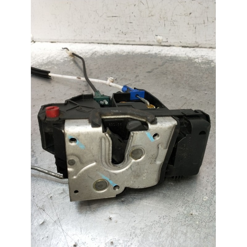 Recambio de motor cierre centralizado trasero derecho para saab 9-3 station wagon (e50) 1.9 tid referencia OEM IAM  5P 2005