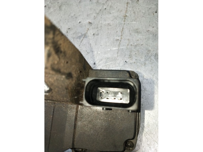 Recambio de motor cierre centralizado trasero izquierdo para saab 9-3 station wagon (e50) 1.9 tid referencia OEM IAM  5P 2005