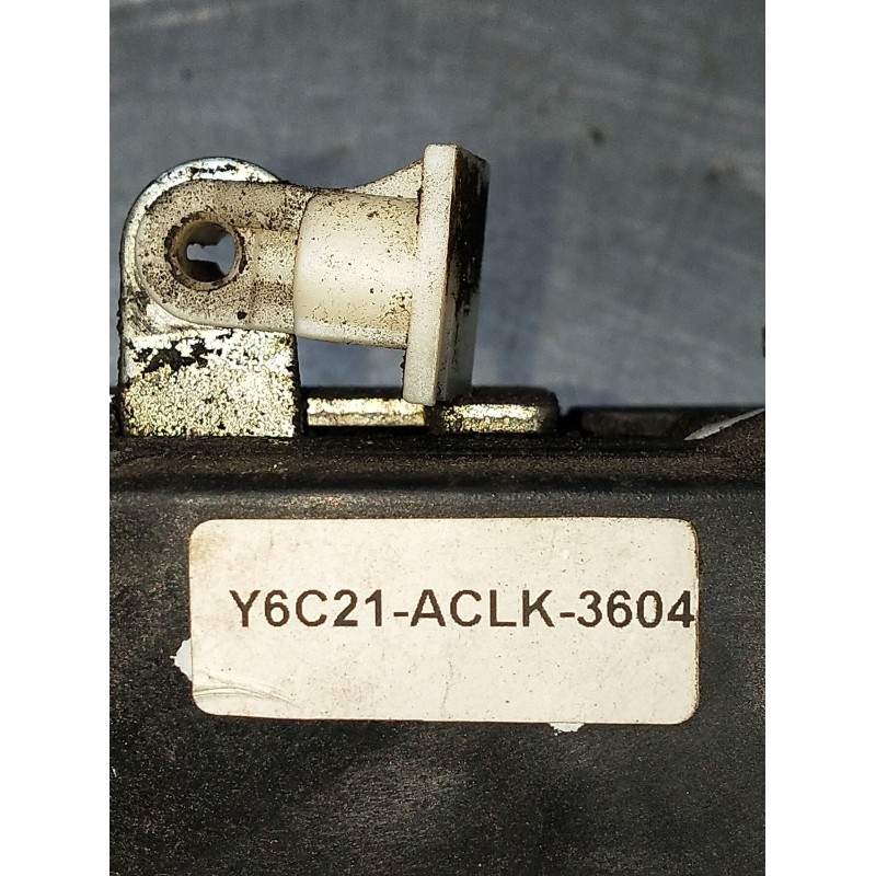 Recambio de motor cierre centralizado delantero izquierdo para ford fiesta v (jh_, jd_) 1.6 tdci referencia OEM IAM Y6C21ACLK360