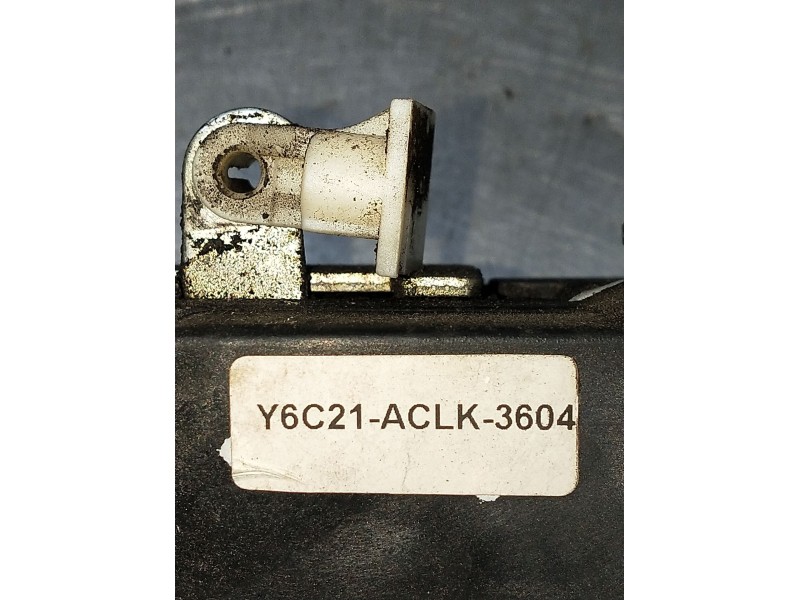 Recambio de motor cierre centralizado delantero izquierdo para ford fiesta v (jh_, jd_) 1.6 tdci referencia OEM IAM Y6C21ACLK360